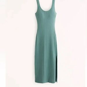 Elegant Green Sleeveless Dress